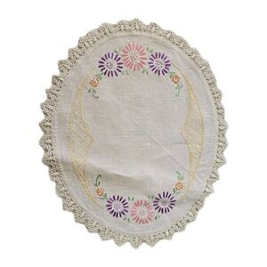 Lot Of 4 VTG 1970's Spring Easter Linen Mats Doily Crocheted Cottagecore Pastel